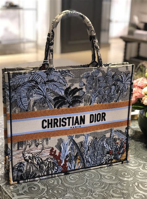 christian dior shopping tote.